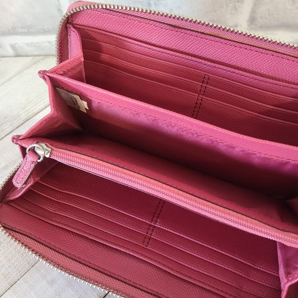 Coach Pebble Leather Zipper Accordian Wallet Embossed Pink C Logo Metal Plaque - Picture 2 of 8